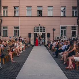 Nádvorie Galérie Miloša Alexandra Bazovského je pre verejnosť sprístupnené počas celého leta 