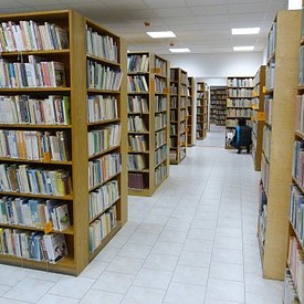 Trenčianska knižnica zatraktívnila svoje priestory, odstrániť bariéry pomôže nový výťah