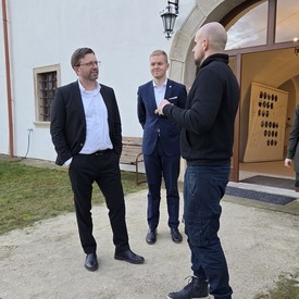 Draškovičov kaštieľ privítal návštevu z nórskeho veľvyslanectva