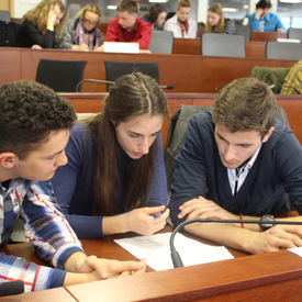 Do 26. ročníka Medzinárodnej dejepisnej súťaže gymnázií ČR a SR sa zapojilo až 14 gymnázií z kraja