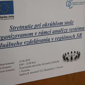 Na Trenčianskej univerzite Alexandra Dubčeka prezentovala prínosy systému duálneho vzdelávania aj trenčianska župa