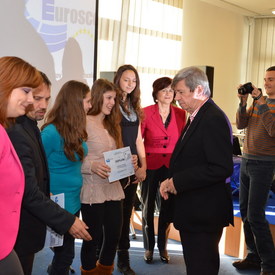 Novomestské Gymnázium M.R. Štefánika získalo ocenenie Euroscola 2014