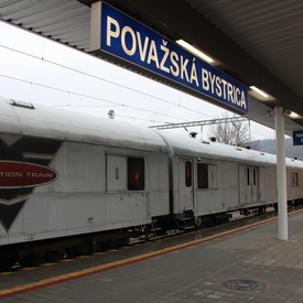 Protidrogový vlak zastavil v Považskej Bystrici, návštevníkom ukázal skutočný príbeh cesty drogovej závislosti.