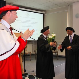 Trenčianska univerzita Alexandra Dubčeka v Trenčíne udelila čestný titul doctor honoris causa dvom významným osobnostiam akademického a vedeckého života