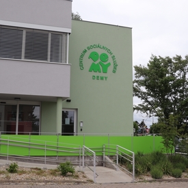 Angličtinu sa môžu učiť aj autisti a zdravotne znevýhodnení ľudia