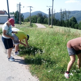 Klienti DSS Adamovské Kochanovce sa v Chránenej krajinnej oblasti Kykula naučili variť i postarať sa jeden o druhého