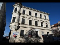 Všetky oddelenia knižnice pod jednou strechou