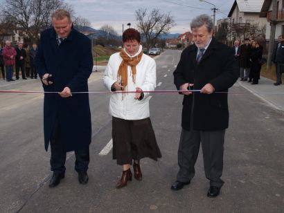 Odovzdávanie cesty v Trenčianskych Stankovciach